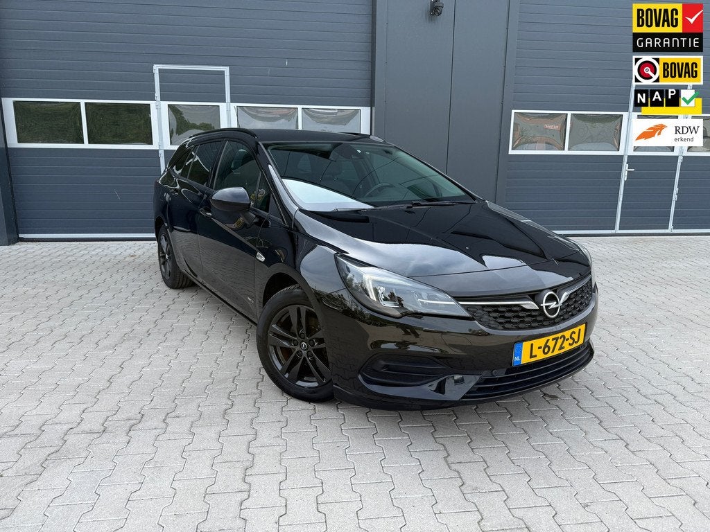 Opel Astra Sports Tourer Design & Tech camera-cruise-nieuwe, Gebruikt, 1199 cc, Leder en Stof, Zwart