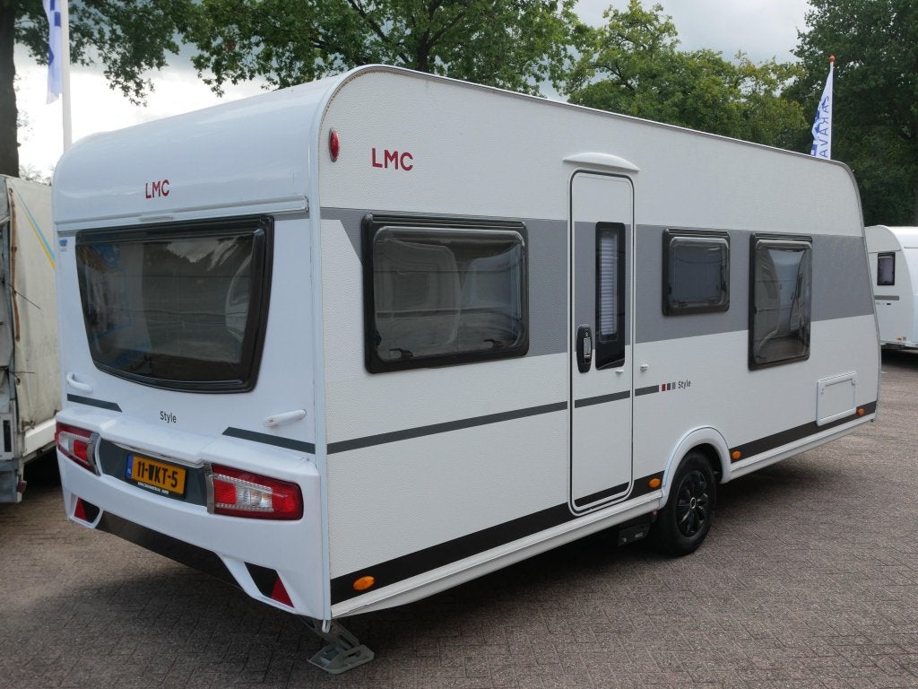 LMC Style 450 D mover, Overige typen, Bedrijf, Treinzit, 6 tot 7 meter