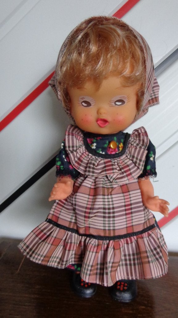 Vintage retro poppen Ari DDR jaren '60-'70, Ophalen