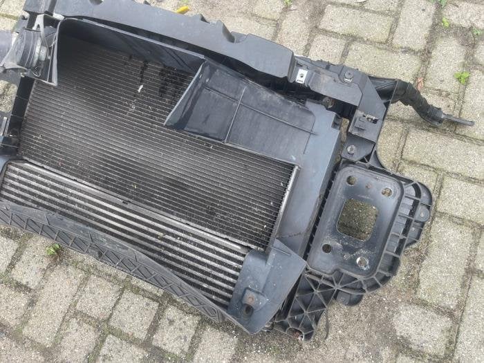 Frontpaneel van een Alfa Romeo Mito, Gebruikt, -, Verzenden, -