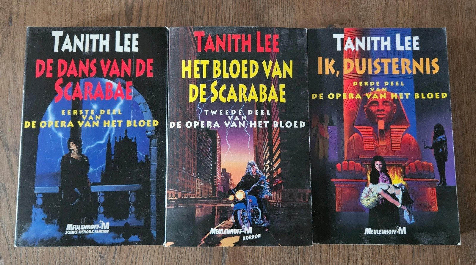 De Opera van het Blood Trilogie - Tanith Lee, Boeken, Fantasy, Ophalen, Zo goed als nieuw
