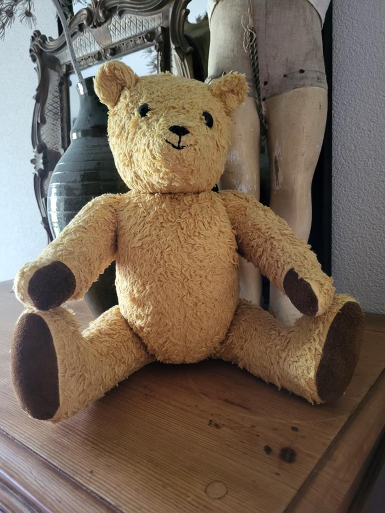 Grote gele oude teddybeer met schijven, Overige merken, Beer, Ophalen of Verzenden, Zo goed als nieuw