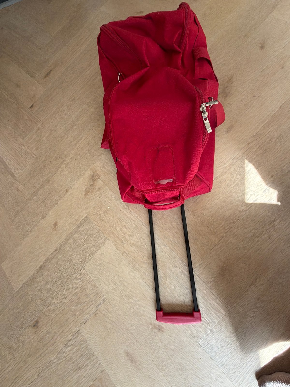 Samsonite Reistas Rood - Gebruikt maar in nette staat, 30 cm of meer, Gebruikt, Ophalen of Verzenden, 60 tot 80 cm