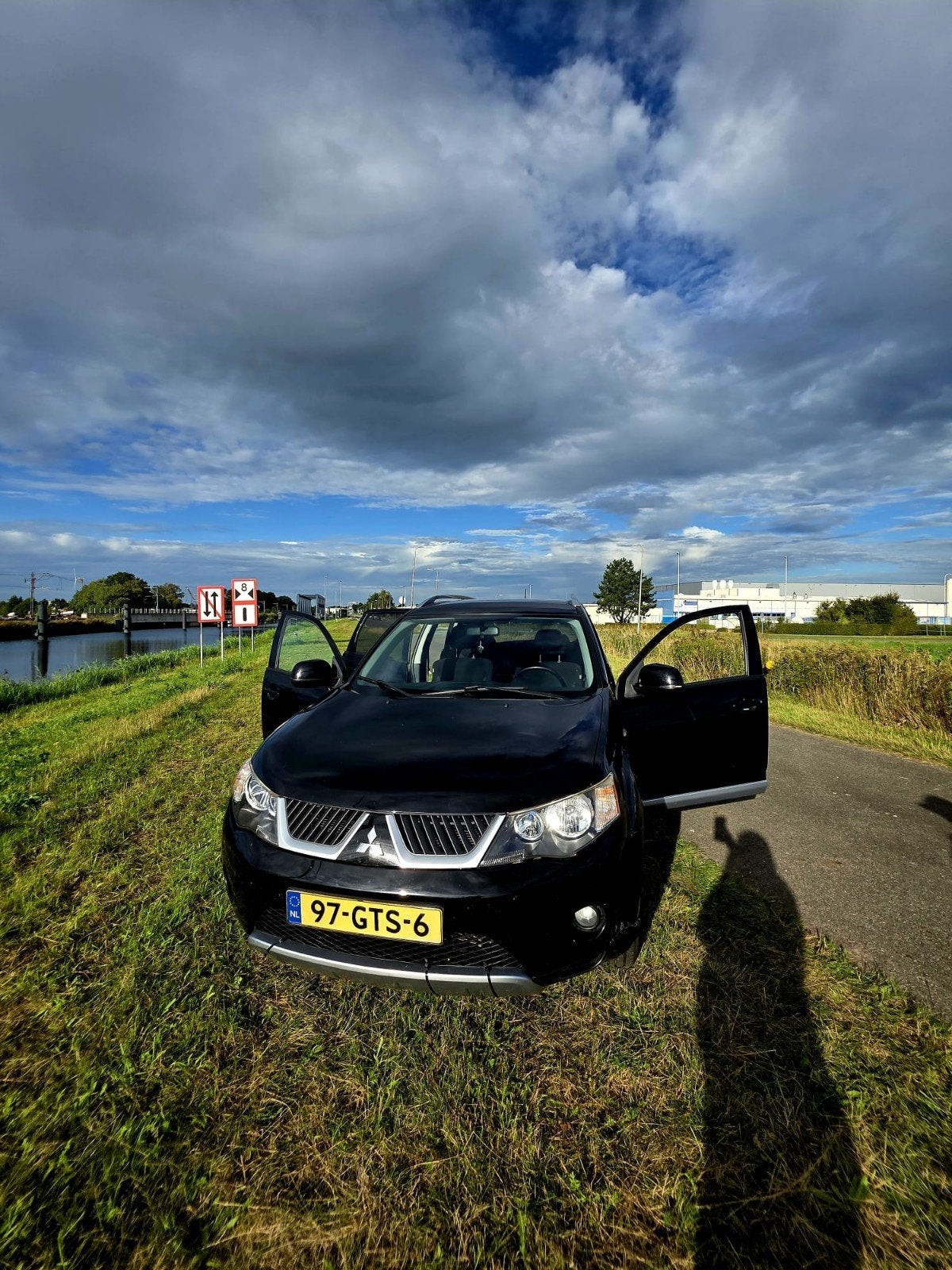 Mitsubishi Outlander 2.4 MPI 2WD 2008 Zwart, Voorwielaandrijving, Outlander, 4 cilinders, 1465 kg