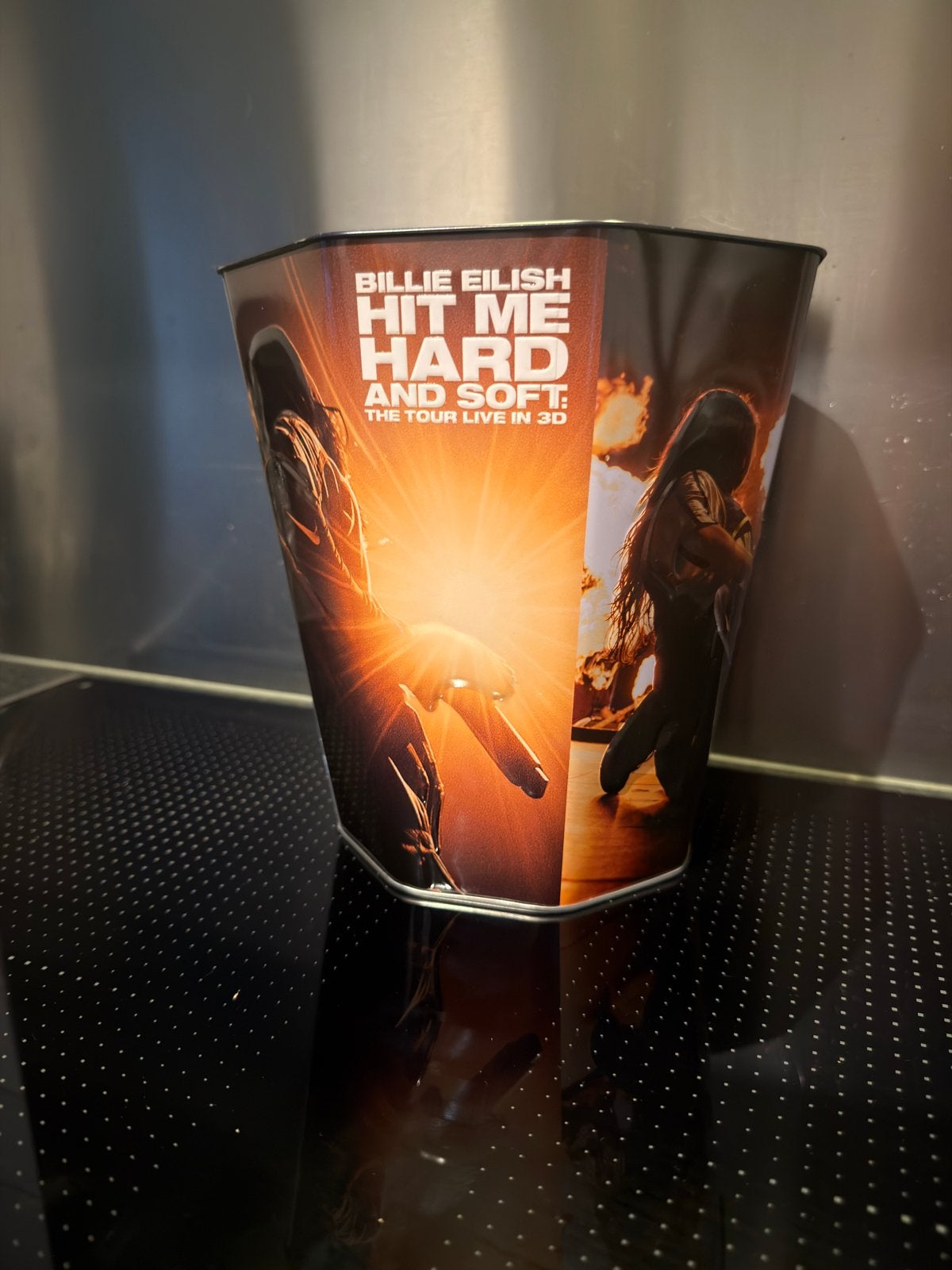 Billie Eilish Popcorn Bucket - Hit Me Hard and Soft Tour, Ophalen, Nieuw, Gebruiksvoorwerp