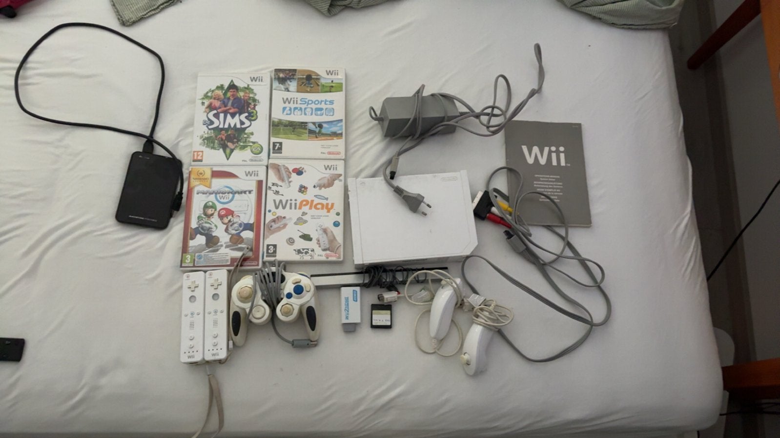 Gemodde Wii met GameCube controller en HDMI adapter., Ophalen of Verzenden, Gebruikt, Met 3 controllers of meer, Met games