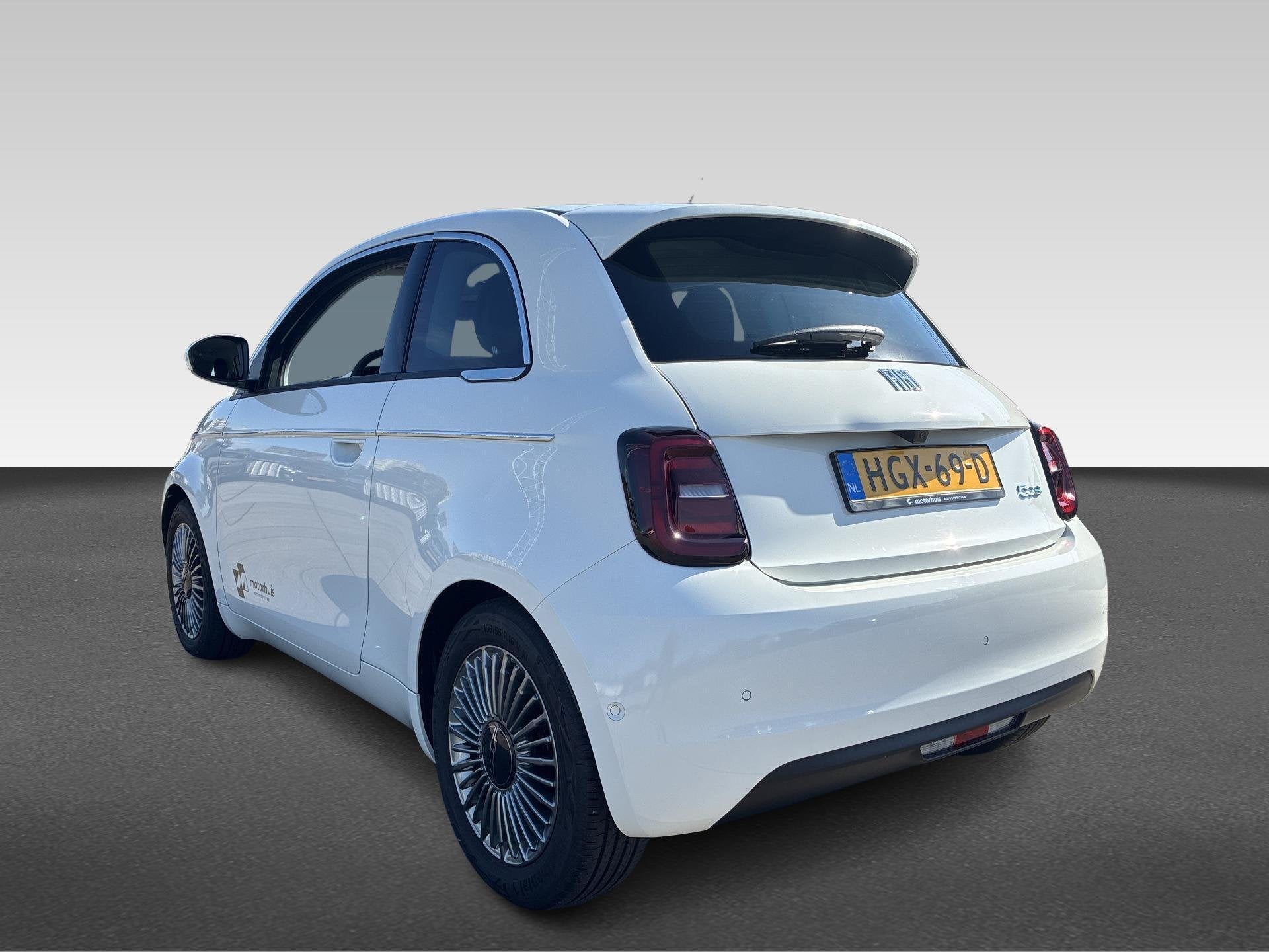 Fiat 500 42 kWh, Auto's, Gebruikt, 118 pk, 4 stoelen, Wit