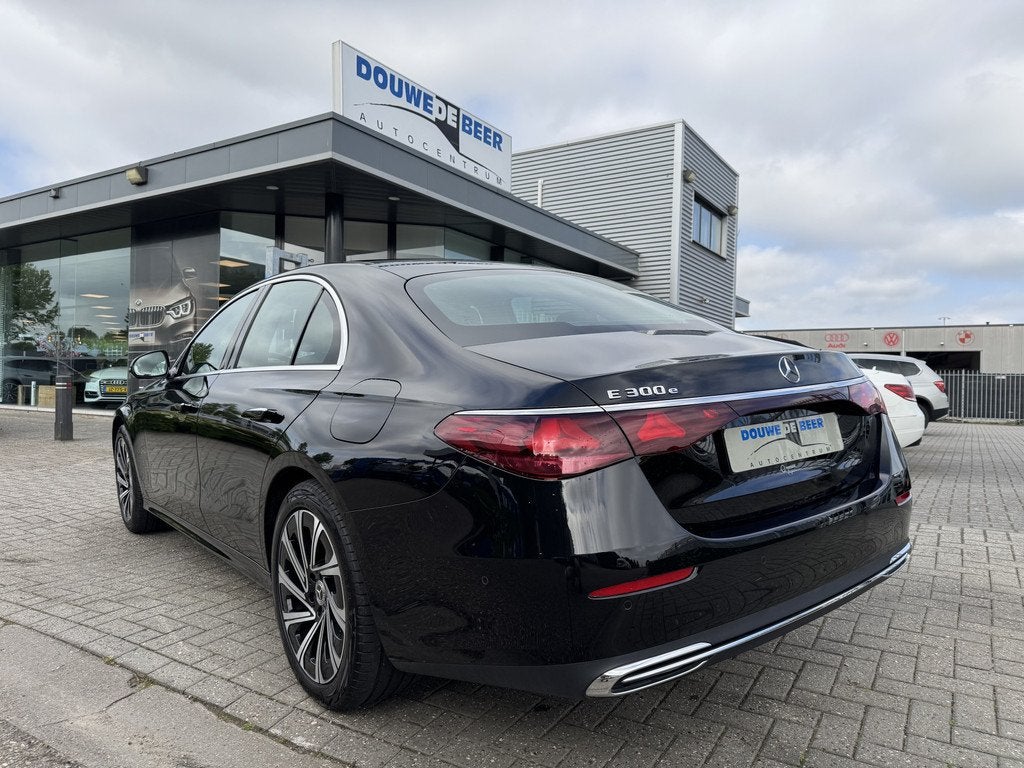 Mercedes-Benz E-Klasse 300 e Luxury Line (bj 2024), Automaat, 12 maanden, Achterwielaandrijving, Gebruikt