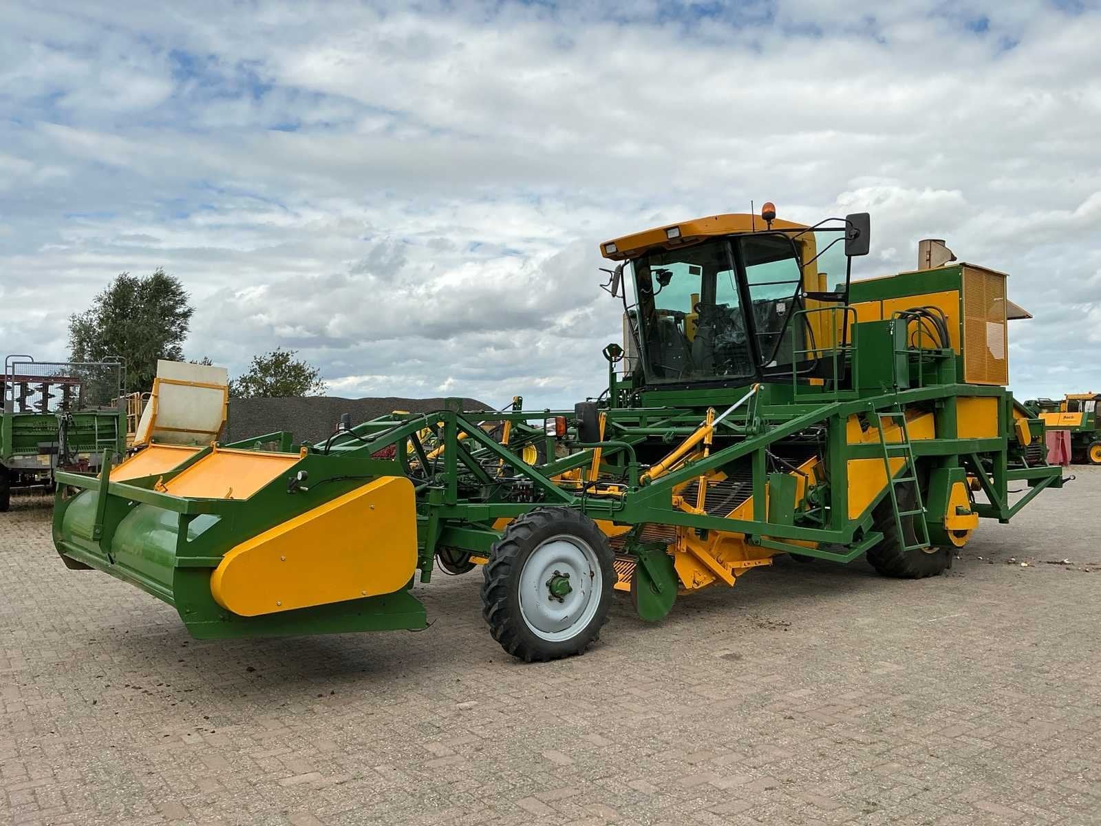 1995 Amac ZM3 Uienrooier Verbouwd/vernieuwd, Overige, Oogstmachine
