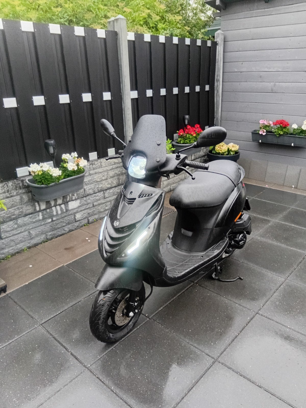 Piaggio Zip SP Brom, Fietsen en Brommers, Elektrische fietsen, 55 tot 59 cm, Ophalen of Verzenden, Zo goed als nieuw, Cube