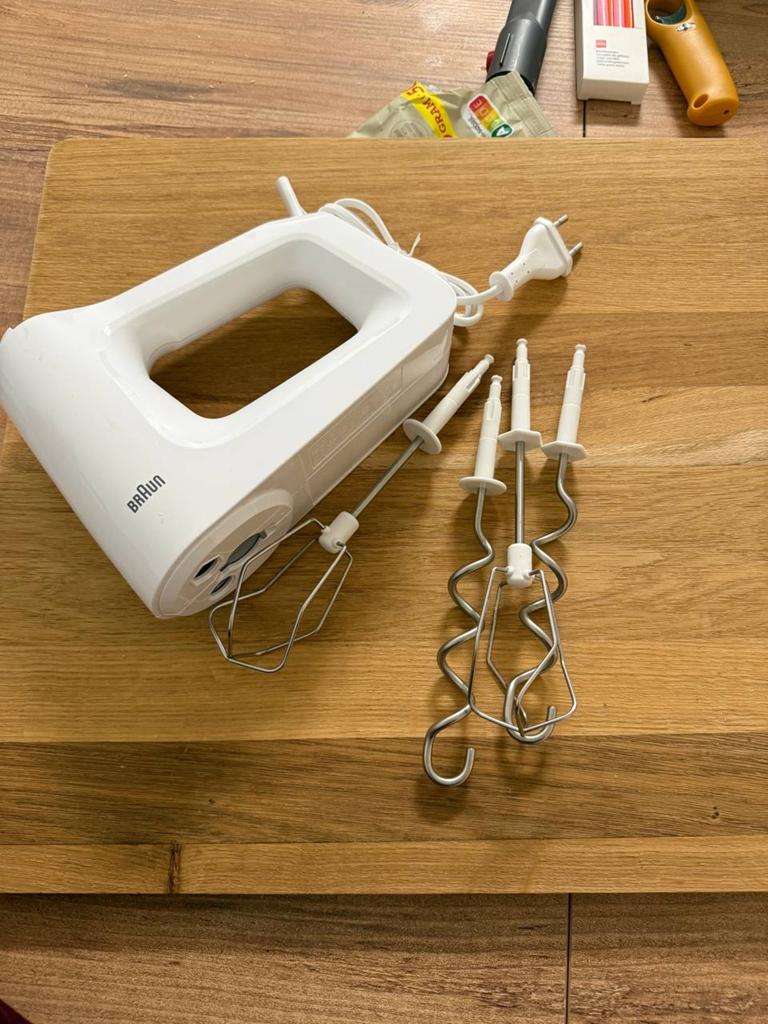Braun handmixer met kloppers en deeghaken, Ophalen of Verzenden, Gebruikt