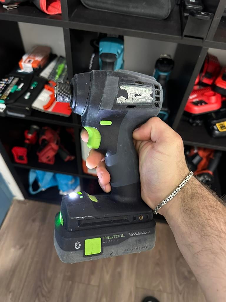Festool slagschroevdraaier met accu, Ophalen, Zo goed als nieuw