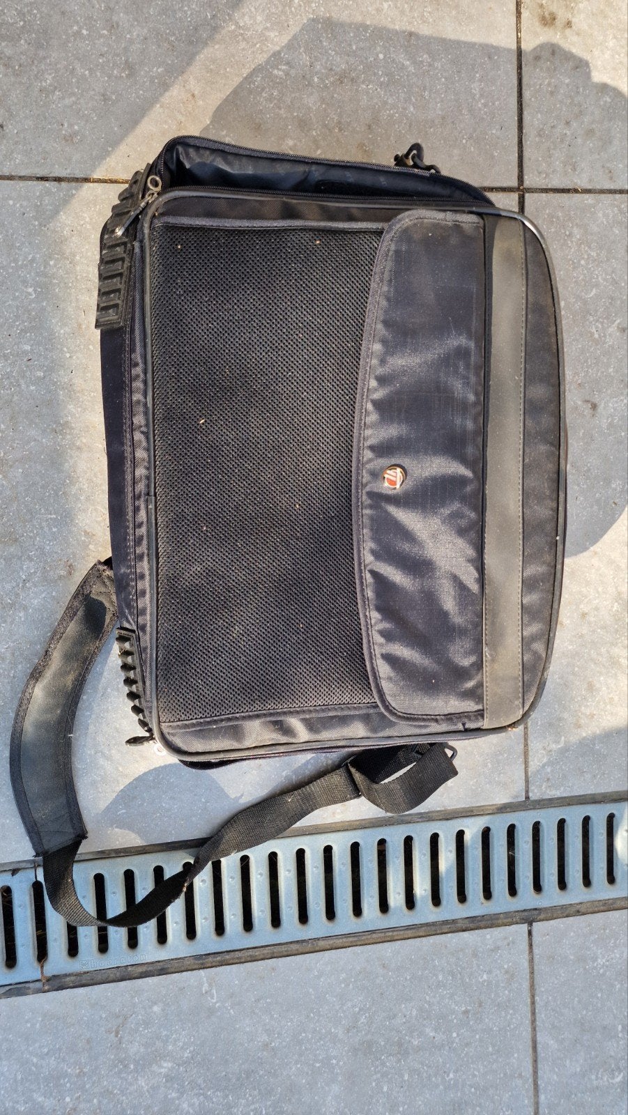 Laptoptas tot 18 inch - Zwart, Ruim & Beschermen, Computers en Software, Laptoptassen, Ophalen