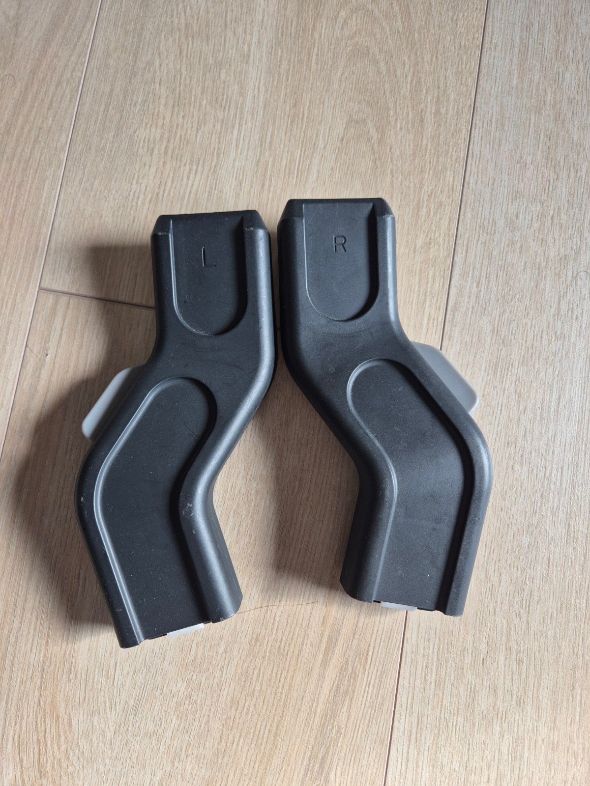 Uppababy Vista V2 adapters maxi cosi, Ophalen, Zo goed als nieuw