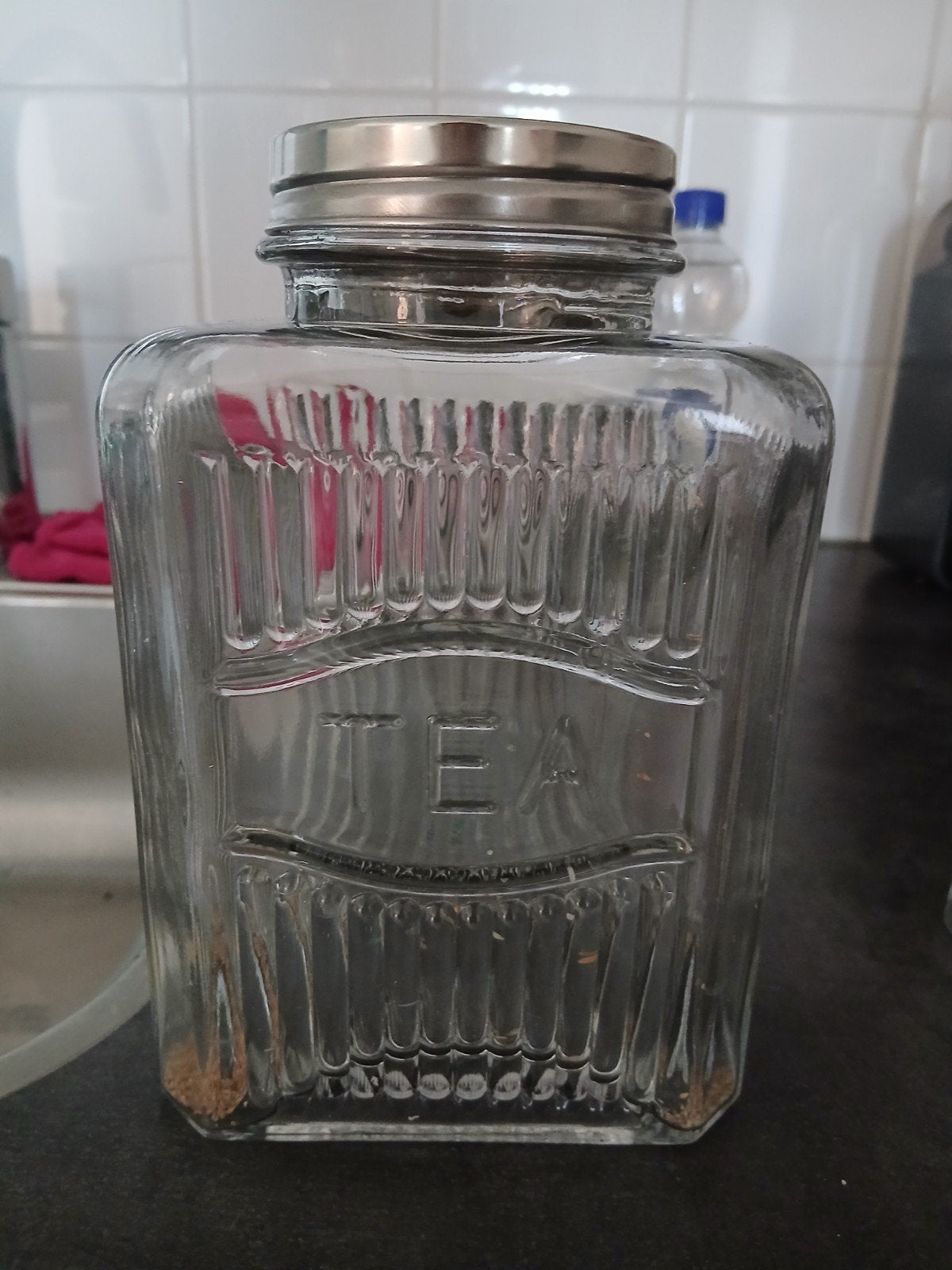 Glazen voorraadpot 'TEA' met metalen deksel, Ophalen
