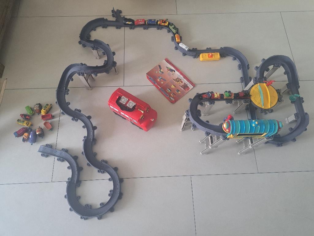 Chuggington treinbaan met treintjes, Ophalen of Verzenden, Zo goed als nieuw