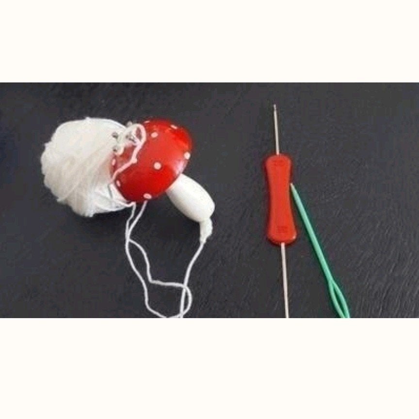 OUDE PUNNIK PADDESTOEL MET NAALD - punnikklos punniken, Ophalen of Verzenden