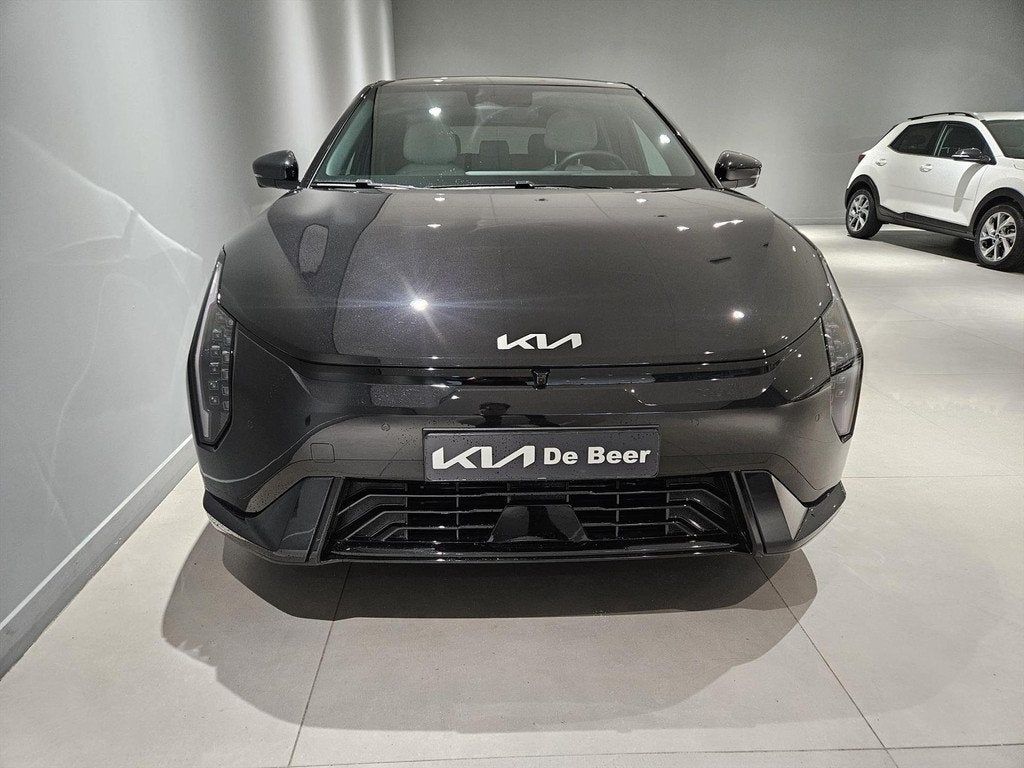 KIA Ev4 81,4 kWh 204PK GT-PlusLine Navi/ Pano/ Head Up, Auto's, Kia, Zwart, 33 min, Kia Top Selectie, 1000 kg