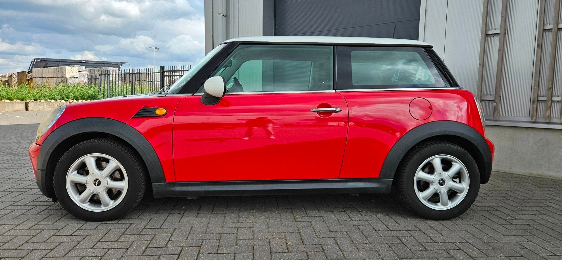 Mini 3-Deurs 1.6 Cooper Pepper, Voorwielaandrijving, Gebruikt, 750 kg, 4 cilinders