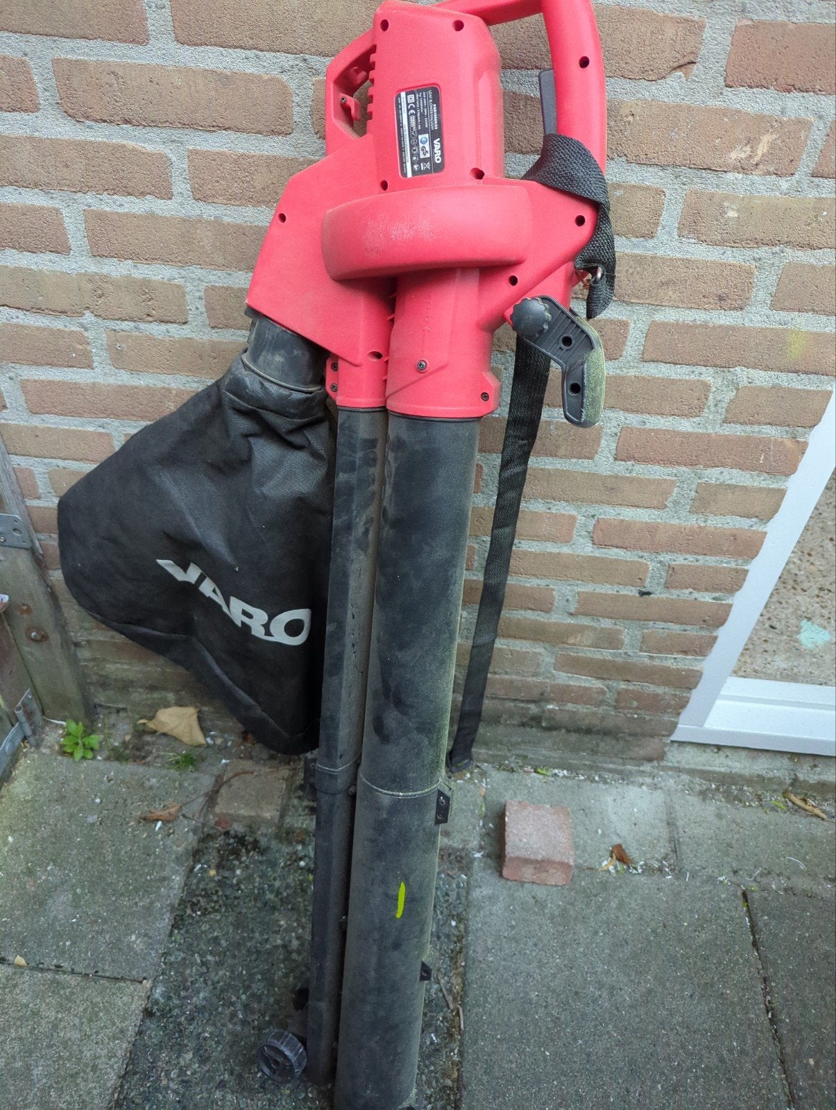 Varo bladblazer/ zuiger met opvangzak, Verzenden, Zo goed als nieuw, Elektrisch