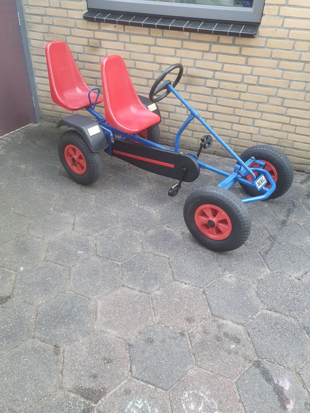 nette berg skelter met tweede stoel, Ophalen, Zo goed als nieuw, Berg