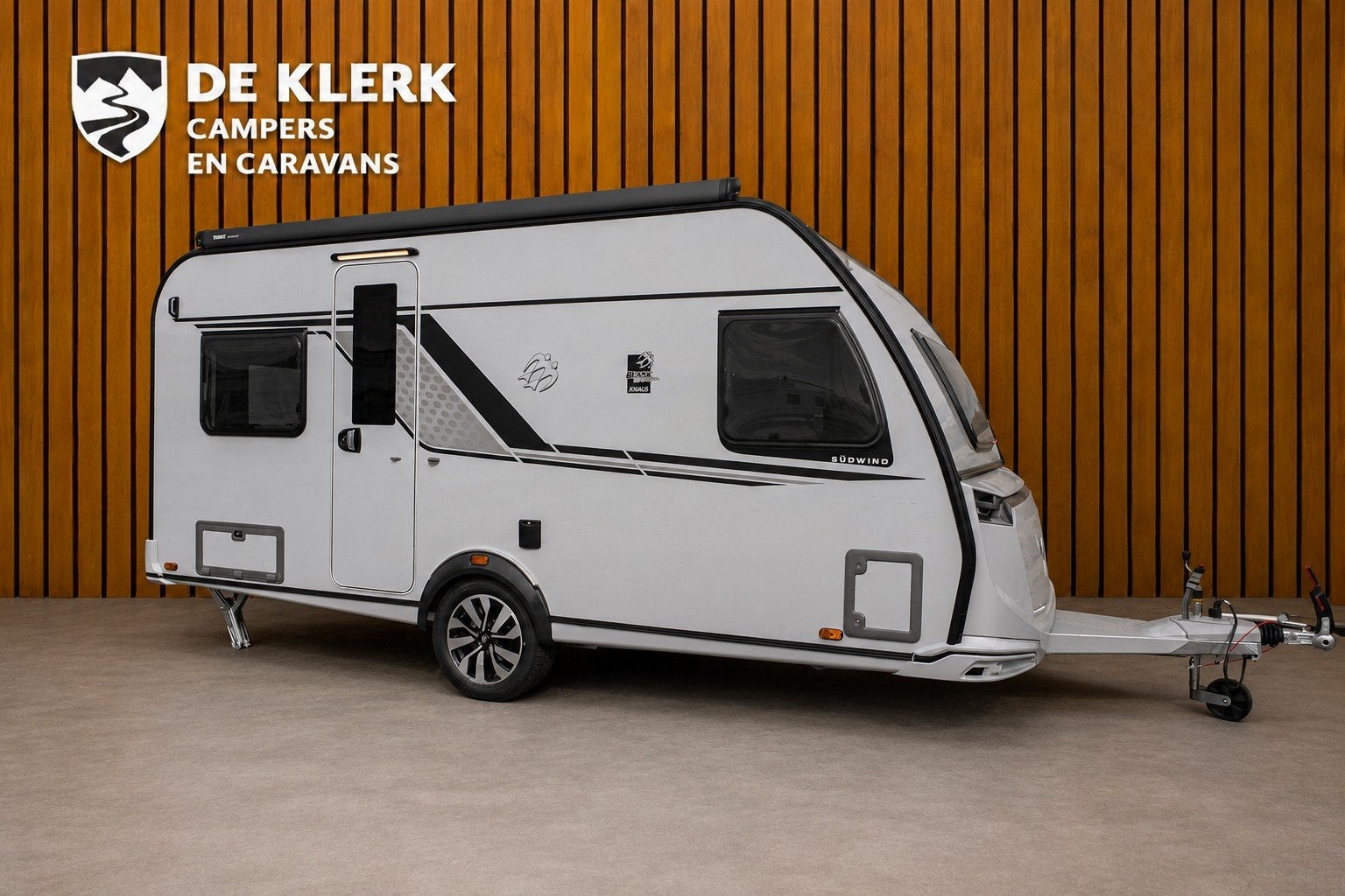 Knaus SUDWIND 450 FU Black Selection / 50% Deals (bj 2027), Bedrijf, Info@deklerkcaravans.nl, 6 tot 7 meter, Knaus
