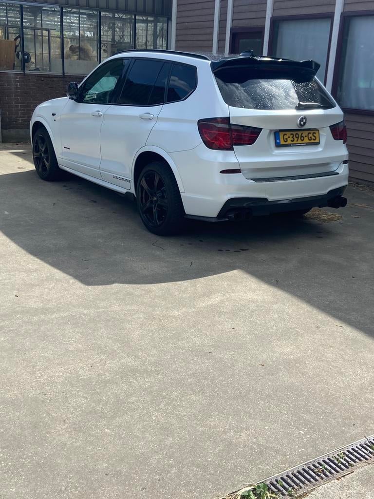 2012 3,5 i 6 cilinder biturbo mooi dik geluid door de 4, Automaat, Zwart, Blauw, Leder