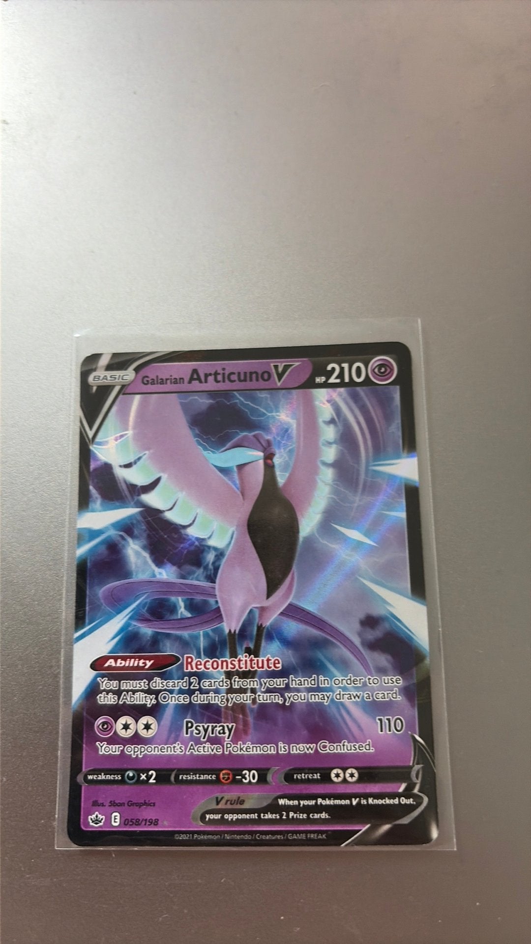 Galarian Articuno V #58 Pokemon Chilling Reign, Ophalen of Verzenden, Zo goed als nieuw