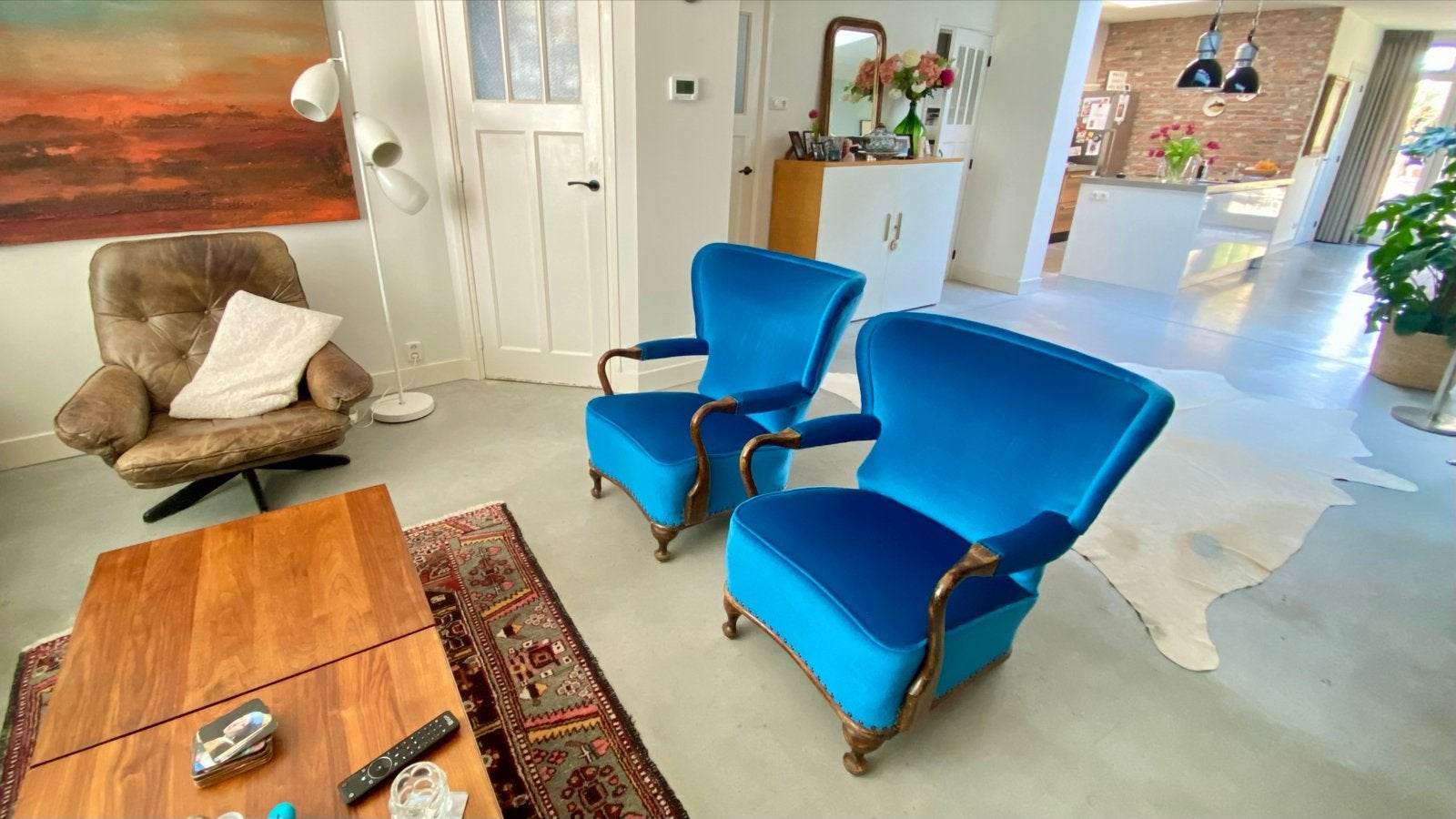 Twee vintage fauteuils koningsblauw queen Anne, Ophalen, Zo goed als nieuw, Vintage