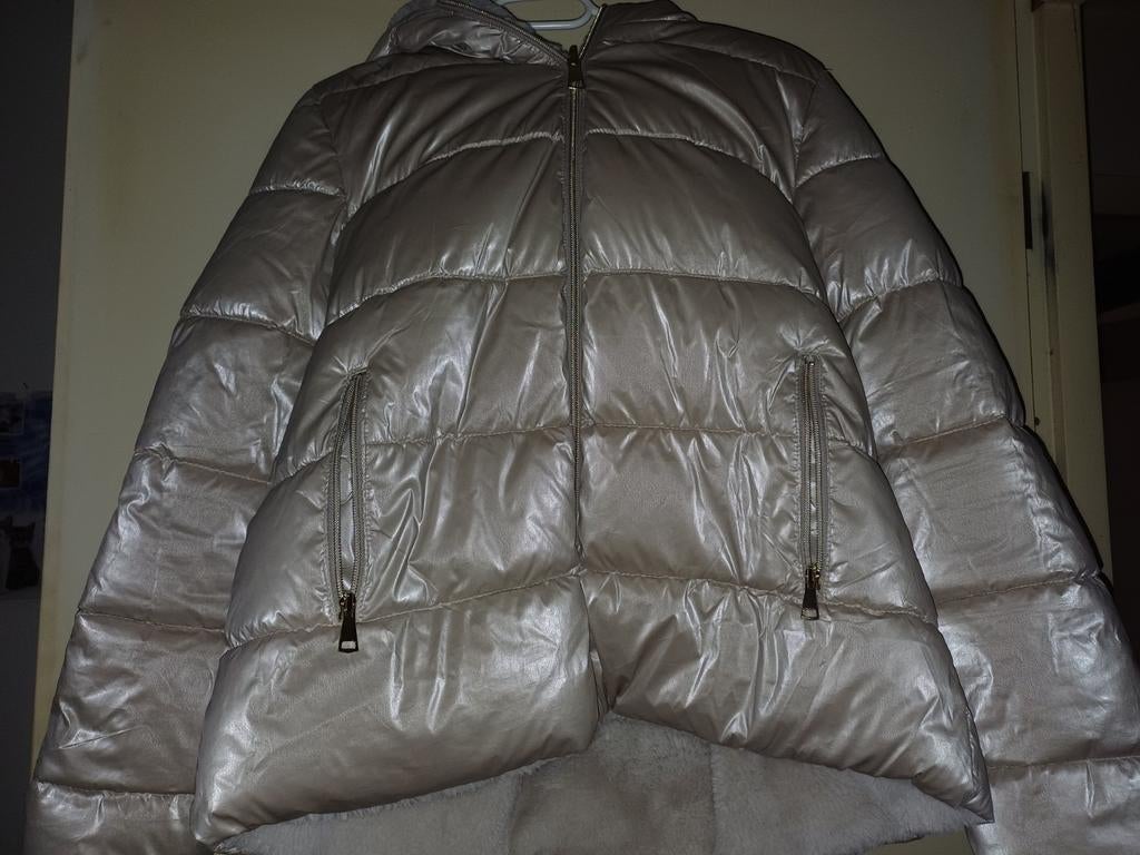 Glimmende winterjas met capuchon, Frime, Beige, Maat 42/44 (L), Ophalen of Verzenden
