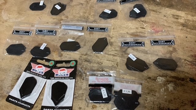 DSX flight Slim Black à € 1,00/setje, Ophalen of Verzenden, Nieuw, Flights
