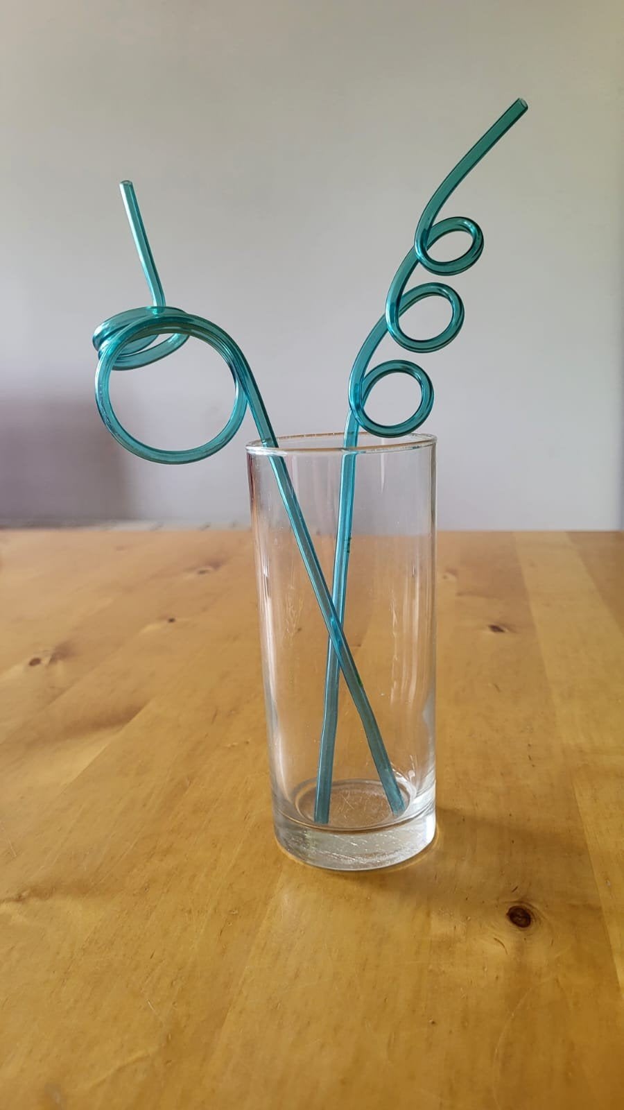 Kleurrijke en herbruikbare vrolijke rietjes - 9x, Kunststof, Ophalen of Verzenden, Meerkleurig, Overige merken