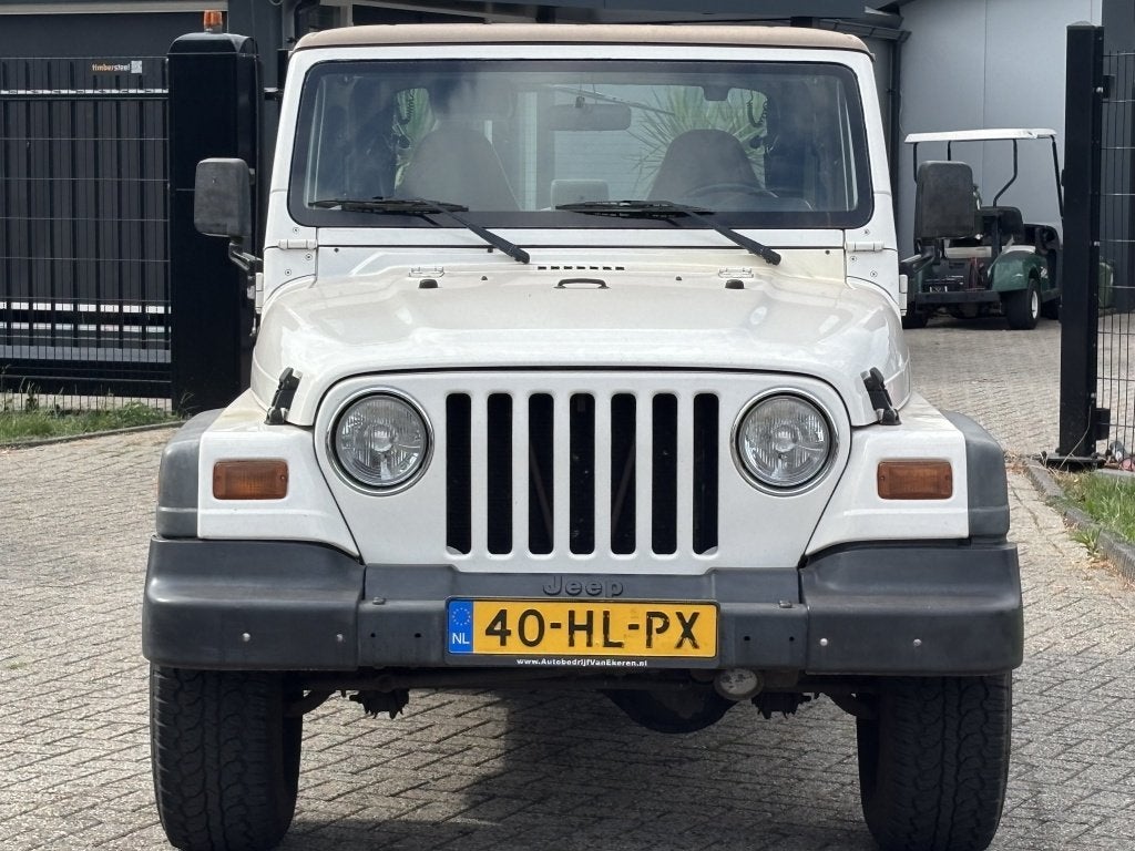 Jeep Wrangler 2.5i Softtop Sahara Cabrio 1999 Benzine 4X4, foto 2