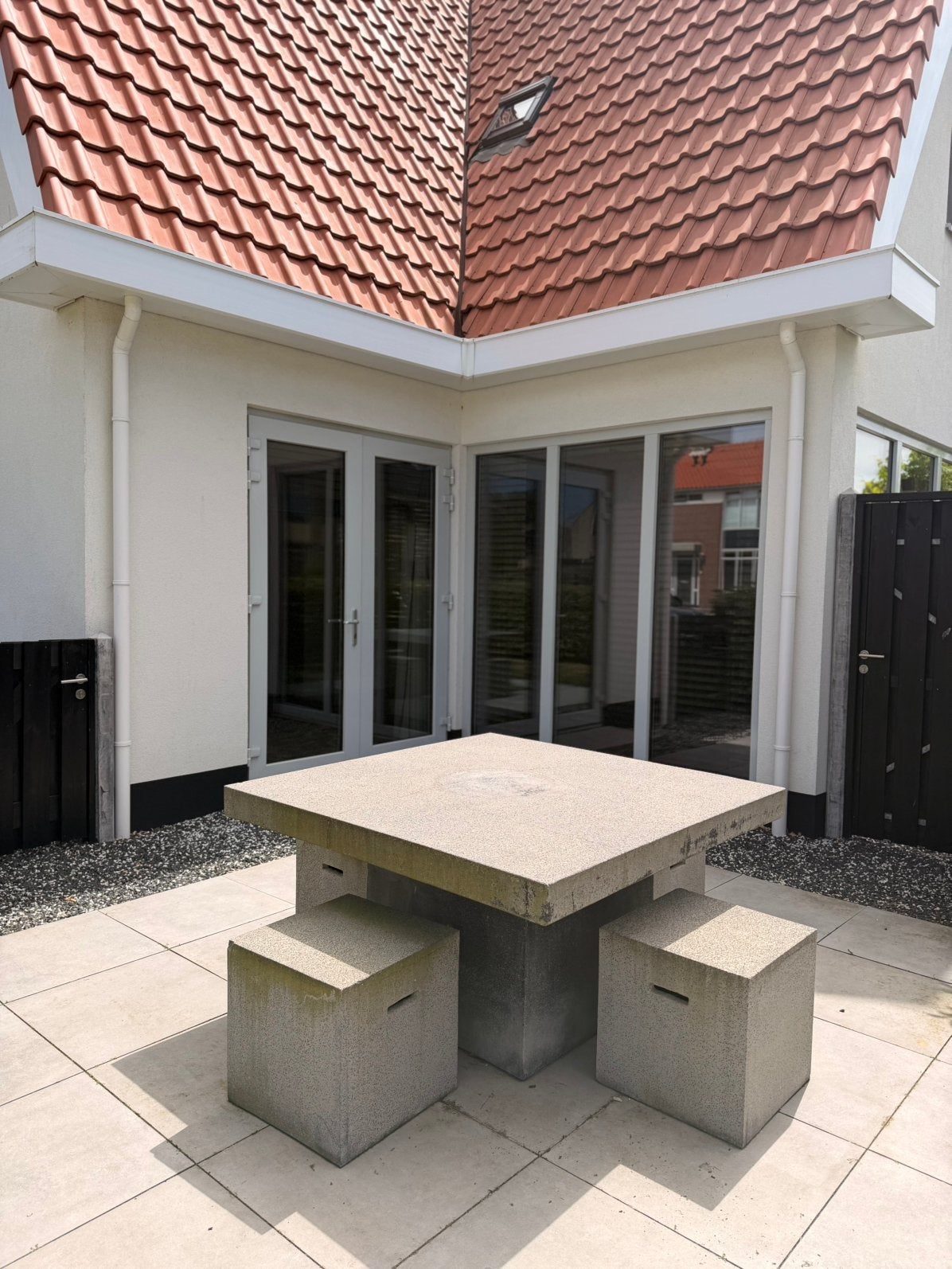 Betonnen tuin set! Tafel + 4 krukken van Beton!, Tuin en Terras, Tuinsets en Loungesets, Ophalen, Gebruikt, Tuinset, Overige materialen