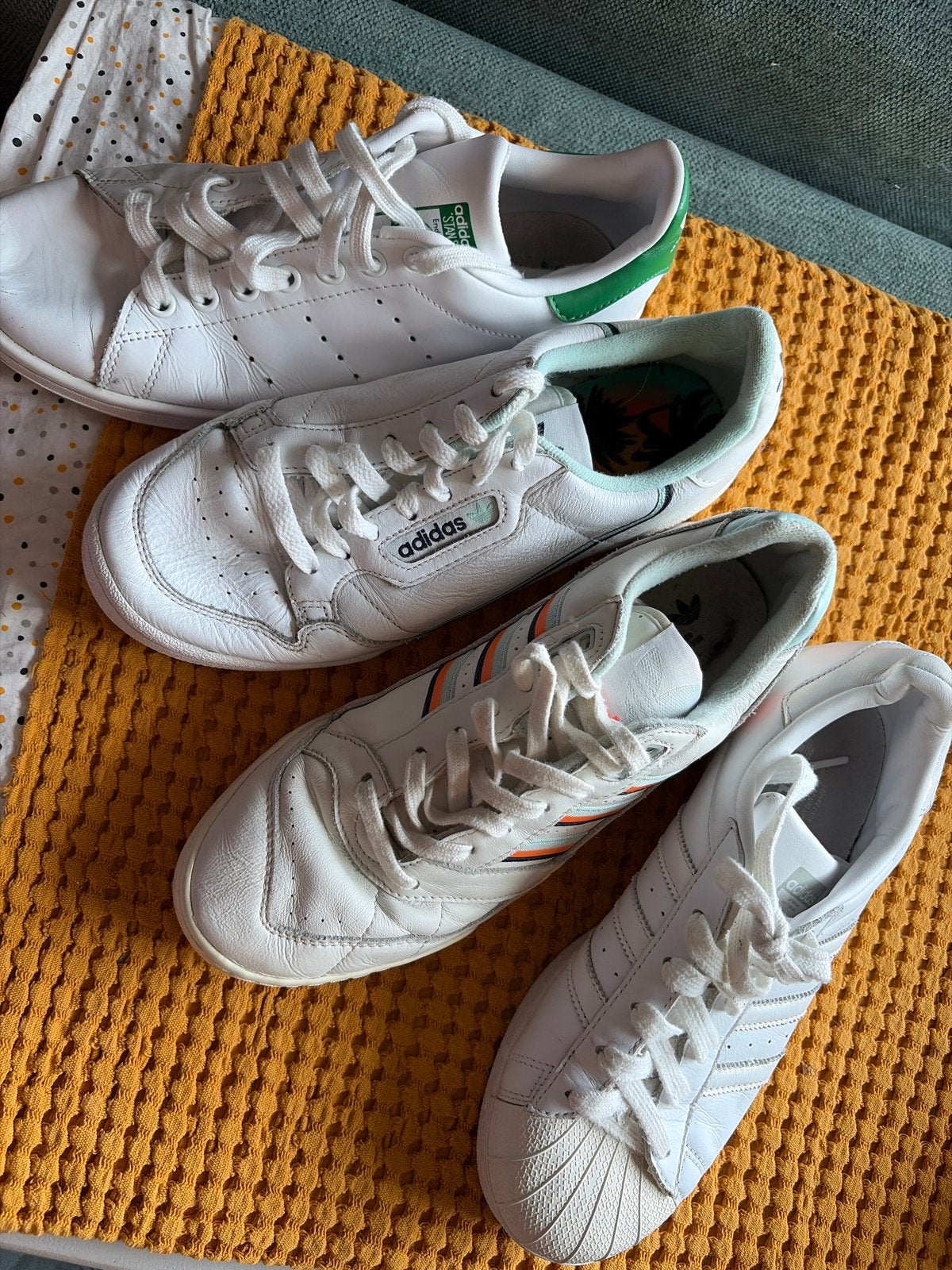 Adidas sneakers - Stan Smith, Continental 80, Superstar, Kleding | Dames, Schoenen, Ophalen, Gedragen, Wit, Sneakers of Gympen