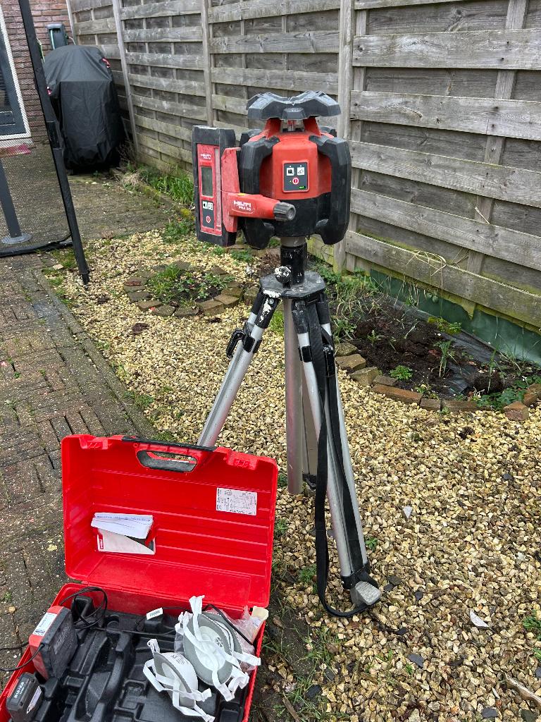 Verhuur Hilti bouwlaser, Doe-het-zelf en Verbouw, Meetapparatuur, Zo goed als nieuw, Ophalen of Verzenden