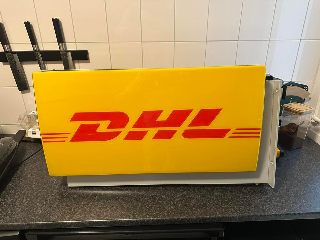 Werkende DHL lichtbak reclame, Verzamelen, Merken en Reclamevoorwerpen, Ophalen of Verzenden