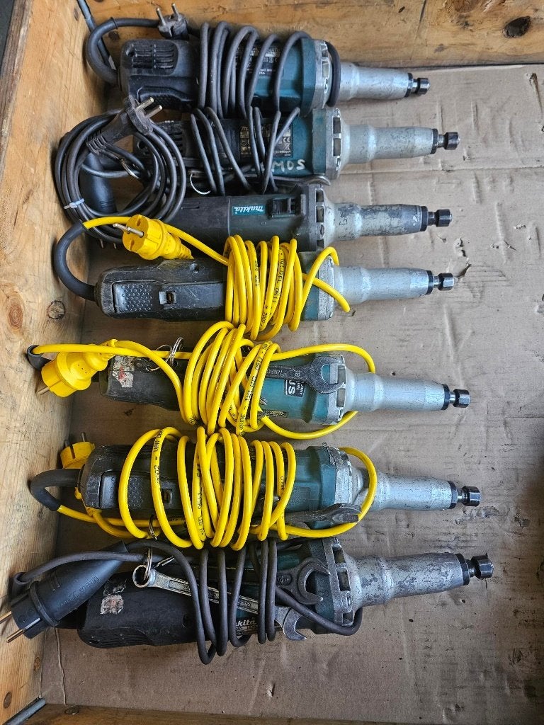 Makita GD0800C Rechte slijper houtrotfrees, Ophalen, Gebruikt, Makita, Nn