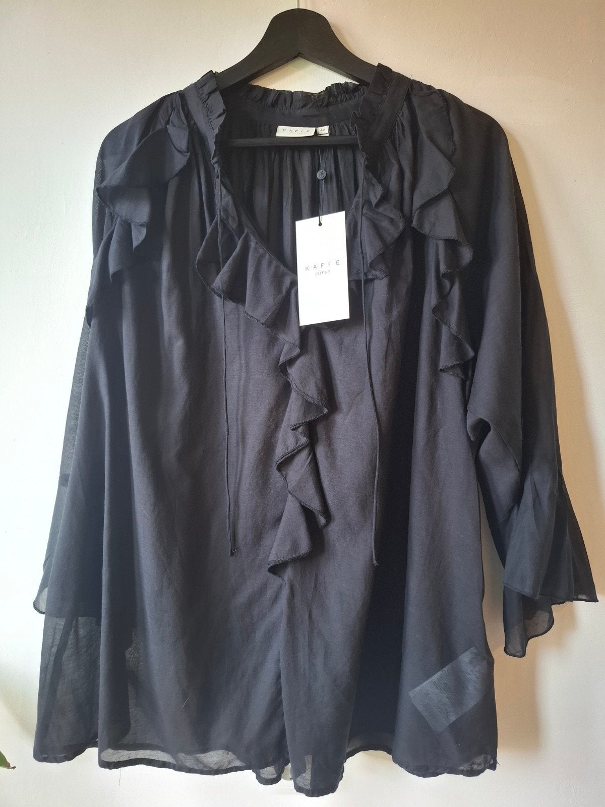 Kaffe Curve viscosemix dunne blouse zwart maat: 48, Kaffe Curve, Zwart, Maat 46/48 (XL) of groter, Nieuw