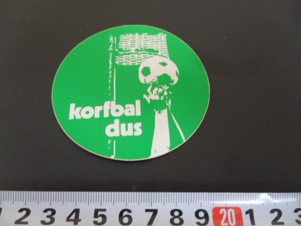 sticker Korfbal dus  GQ101, Verzamelen, Stickers, Zo goed als nieuw, Ophalen