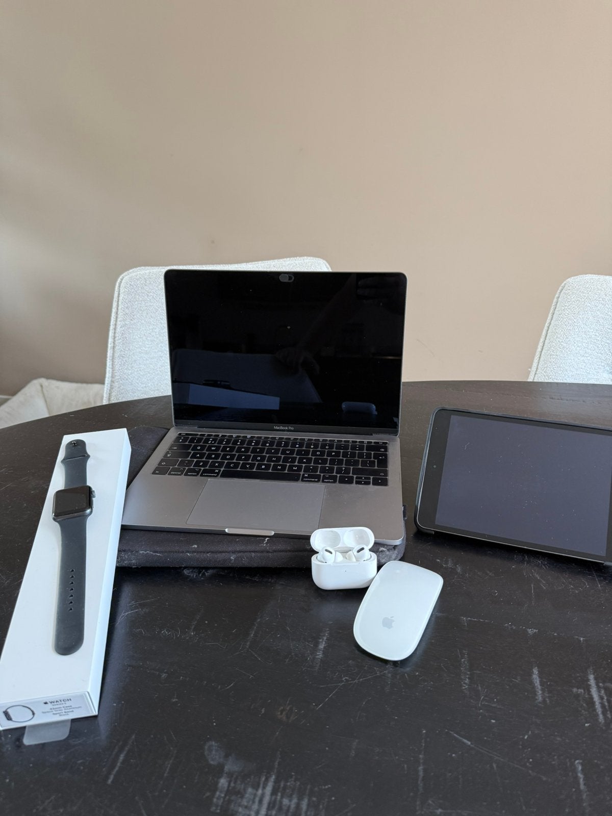 Apple pakket; airpods pro, MacBook, ipad mini 2, apple watch, Computers en Software, Apple Macbooks, Gebruikt, MacBook Pro, 13 inch