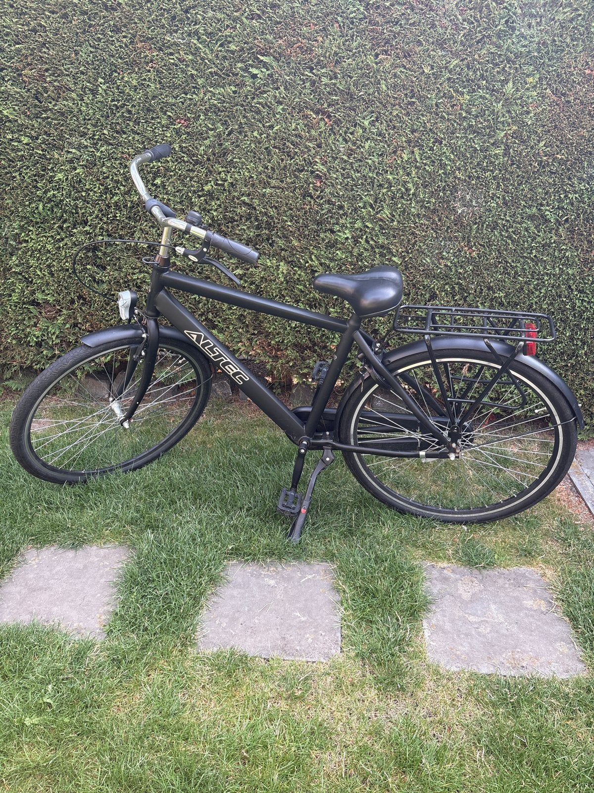 Altec Trend herenfiets - Zwart - 1jaar gebruikt - 28 inch, Gebruikt, Velgrem, 53 tot 57 cm, Ophalen
