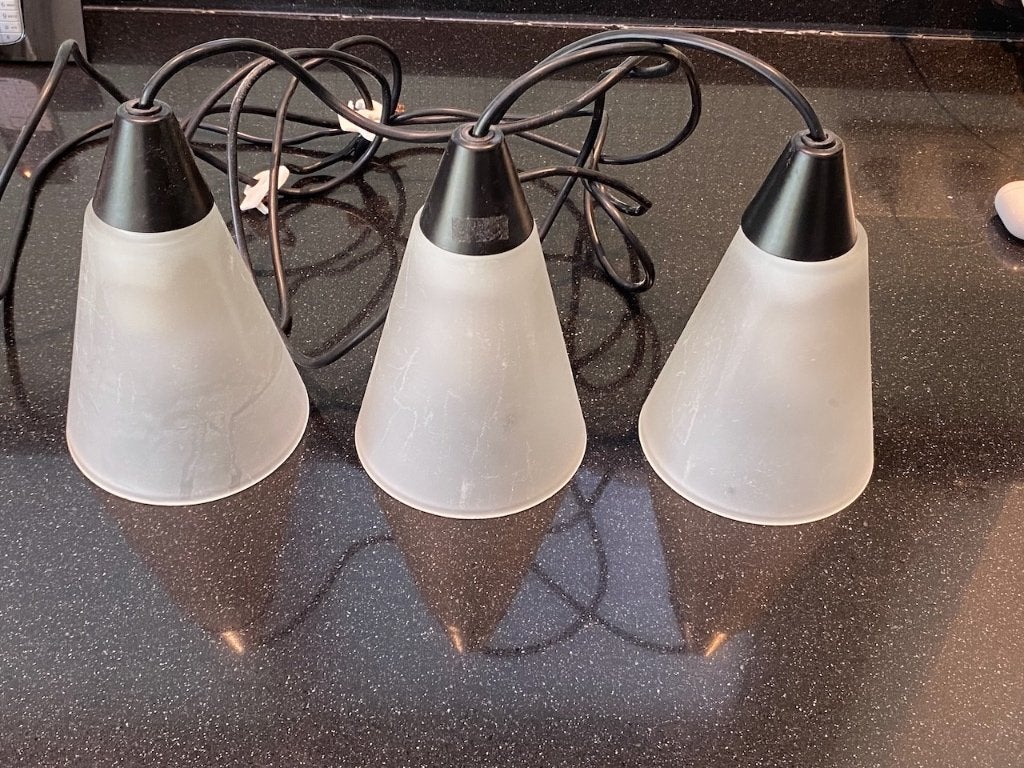 3 IKEA Tretakt hanglampjes met melkglas, Ophalen of Verzenden, Gebruikt, Glas