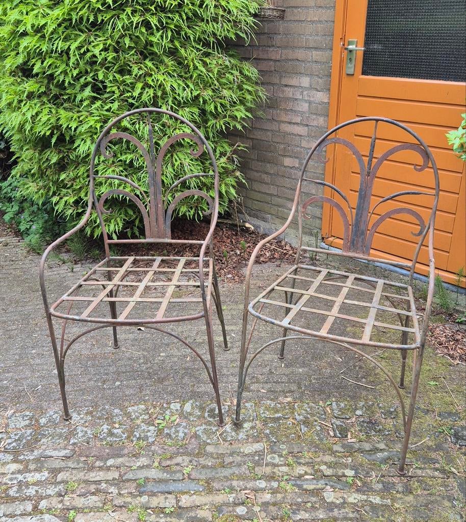Set van 2 Vintage Smeedijzeren Tuinstoelen, Tuin en Terras, Ophalen, Gebruikt, Metaal