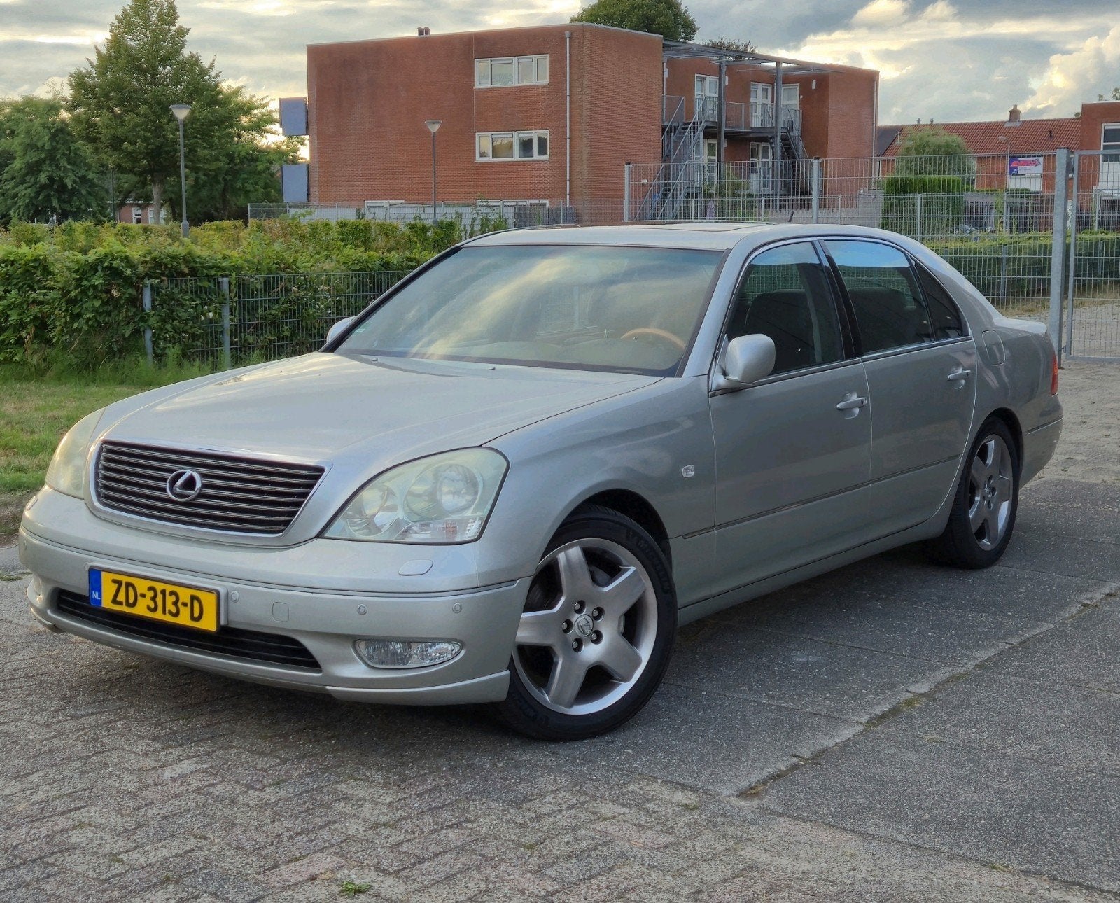 Lexus LS 430 President, Automaat, Achterwielaandrijving, 2000 kg, Leder