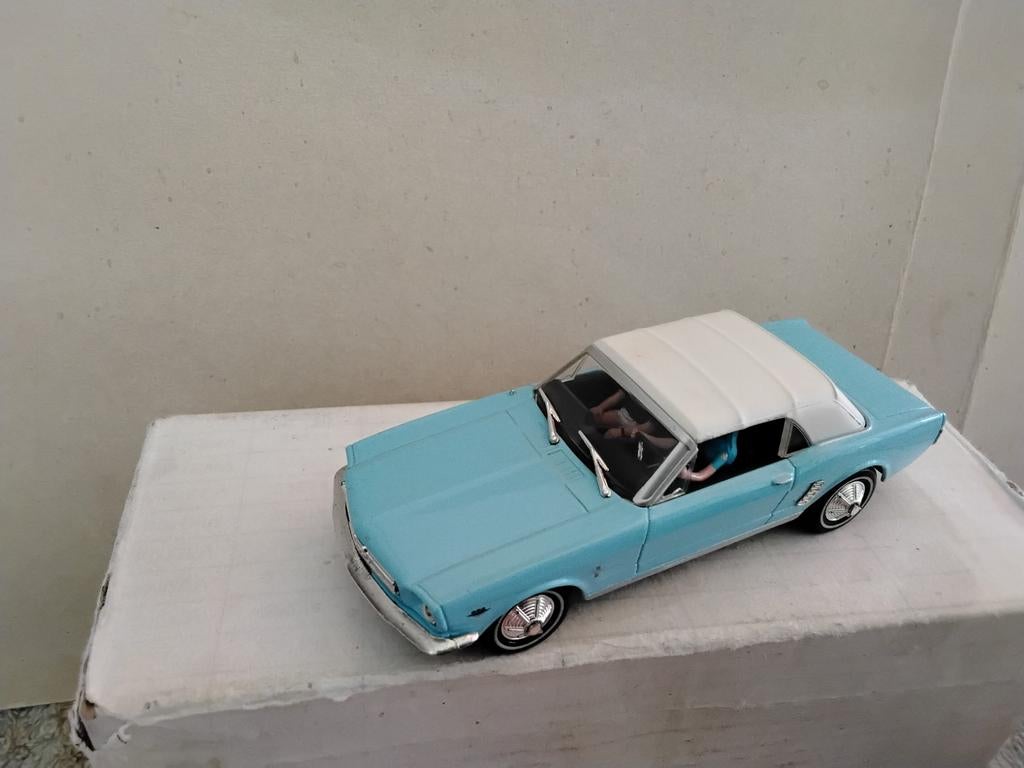 FORD  MUSTANG   SCHAAL   1: 43, Ophalen of Verzenden, Auto, Overige merken