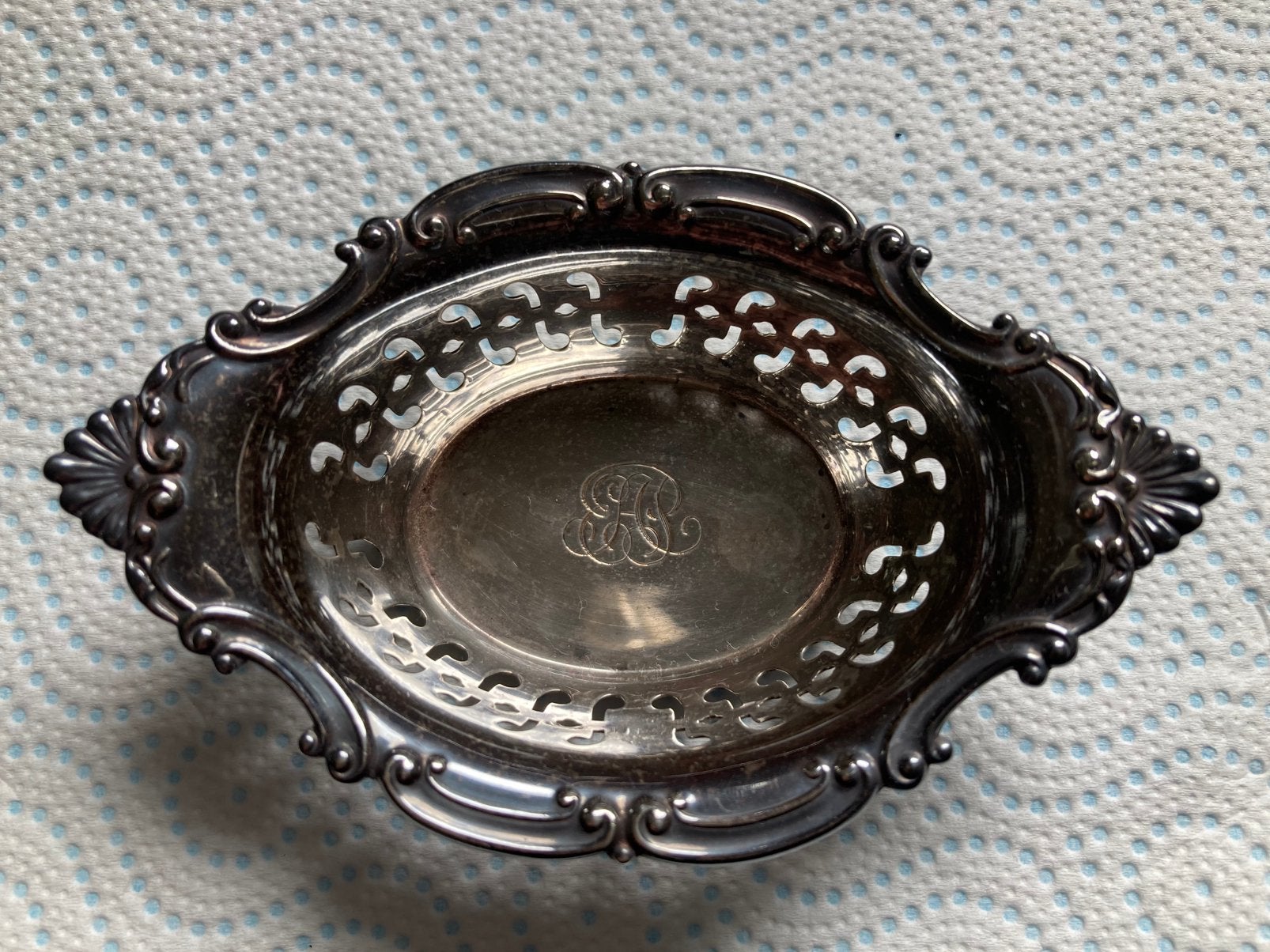 Zilveren schaaltje ca 1880 Engeland, puntgaaf. Weegt 24 gr., Ophalen of Verzenden, Zilver