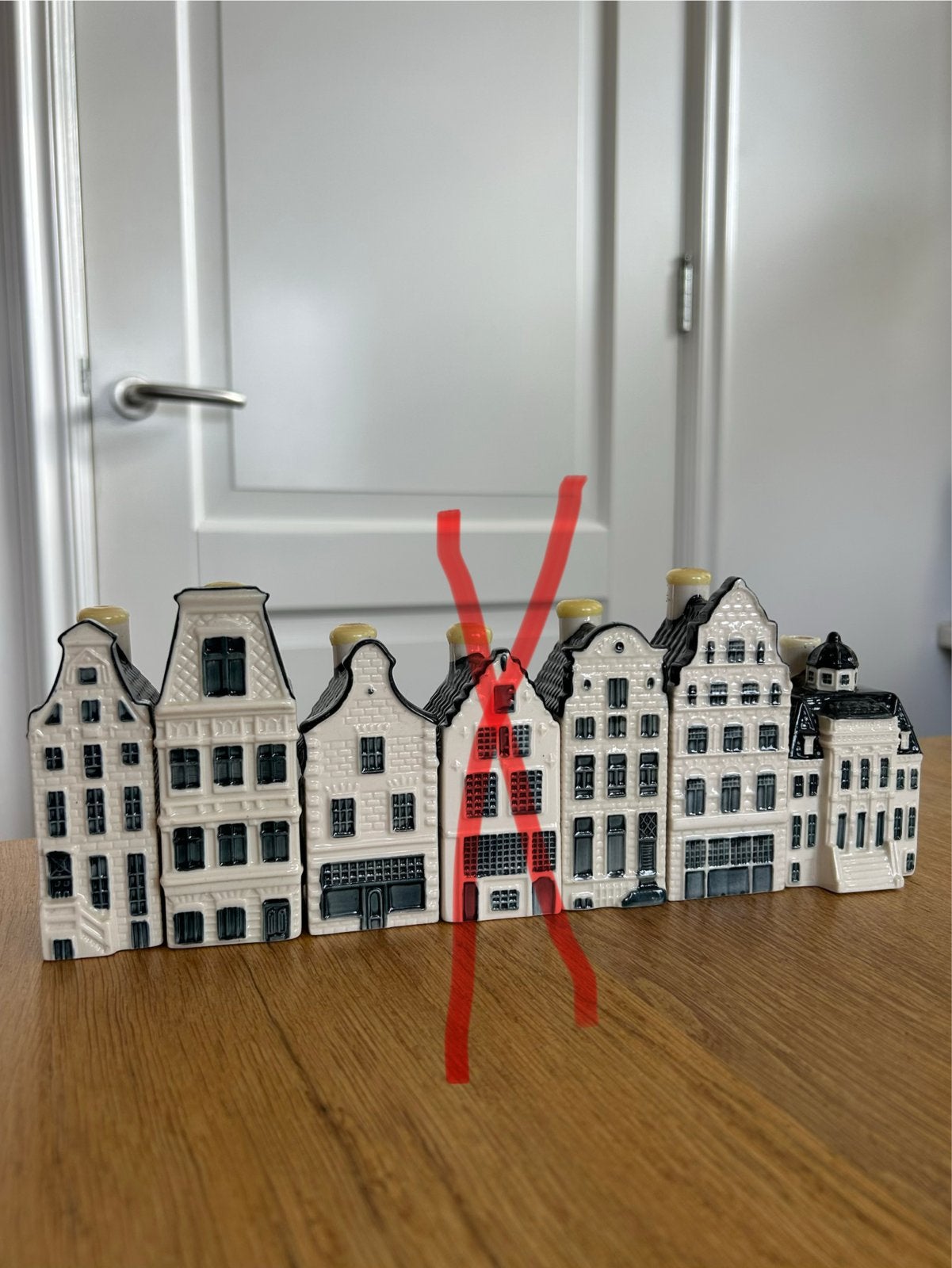 KLM huisjes - Nummers 36, 38, 41, 60, 61, 100, Verzamelen, Ophalen of Verzenden, Zo goed als nieuw, 21 t/m 40, Gevuld