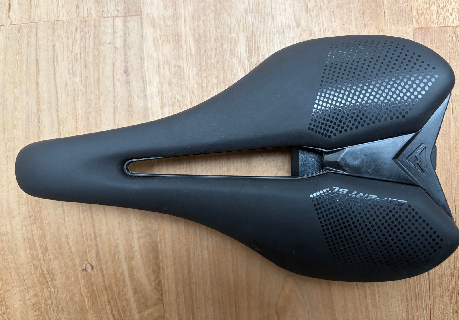 Merida Expert SL Zadel met minitool, Ophalen, Zadel, Racefiets, Nieuw