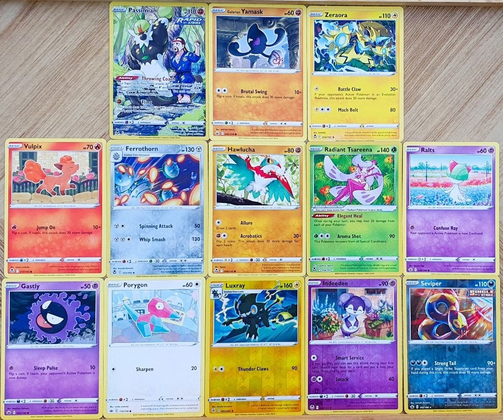 Pokémon 13 kaarten | Radiant Tsareena, Zeraora, Luxray e.a., Ophalen, Gebruikt, Meerdere kaarten
